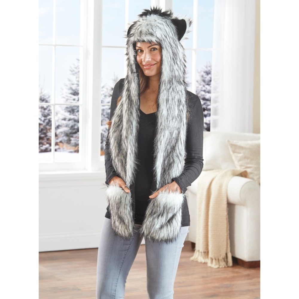 Seventh Avenue Bear Scarf / Hat